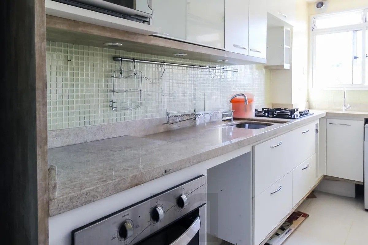Apartamento semimobiliado com lazer completo no Alto Petrópolis — foto 9