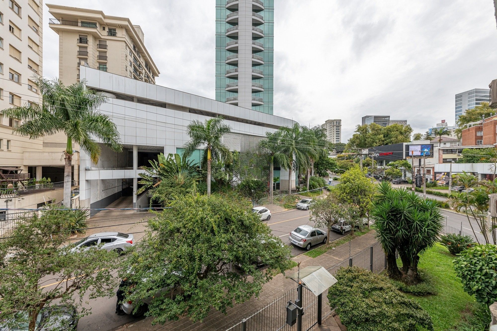 Apartamento 3 dormitórios com suíte à venda no Três Figueiras — foto 1