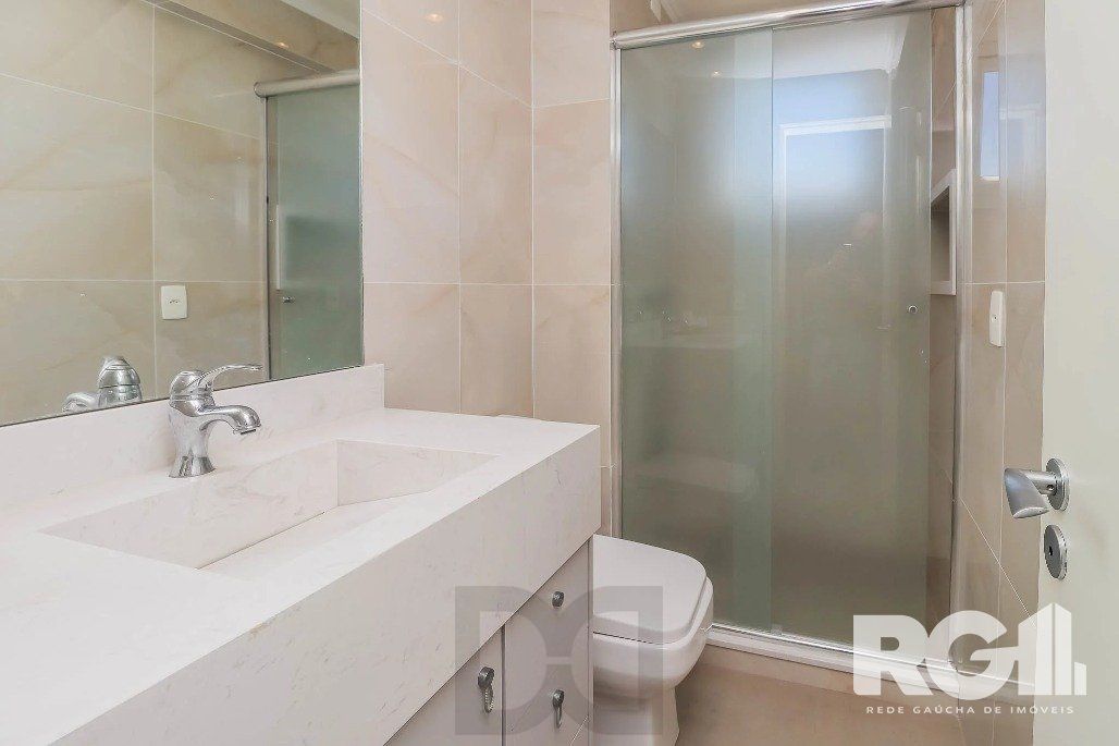 Apartamento com 3 Dormitórios, Suíte e Vaga Dupla – Andar Alto — foto 19