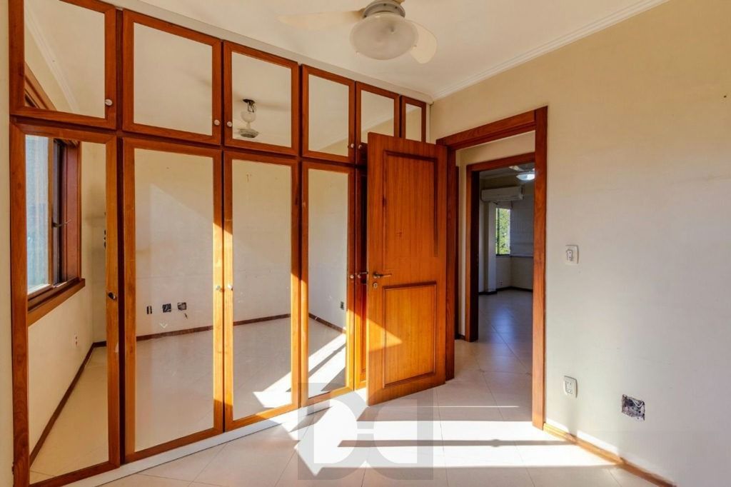 Apartamento com Lareira e Churrasqueira Próximo à Sogipa — foto 18