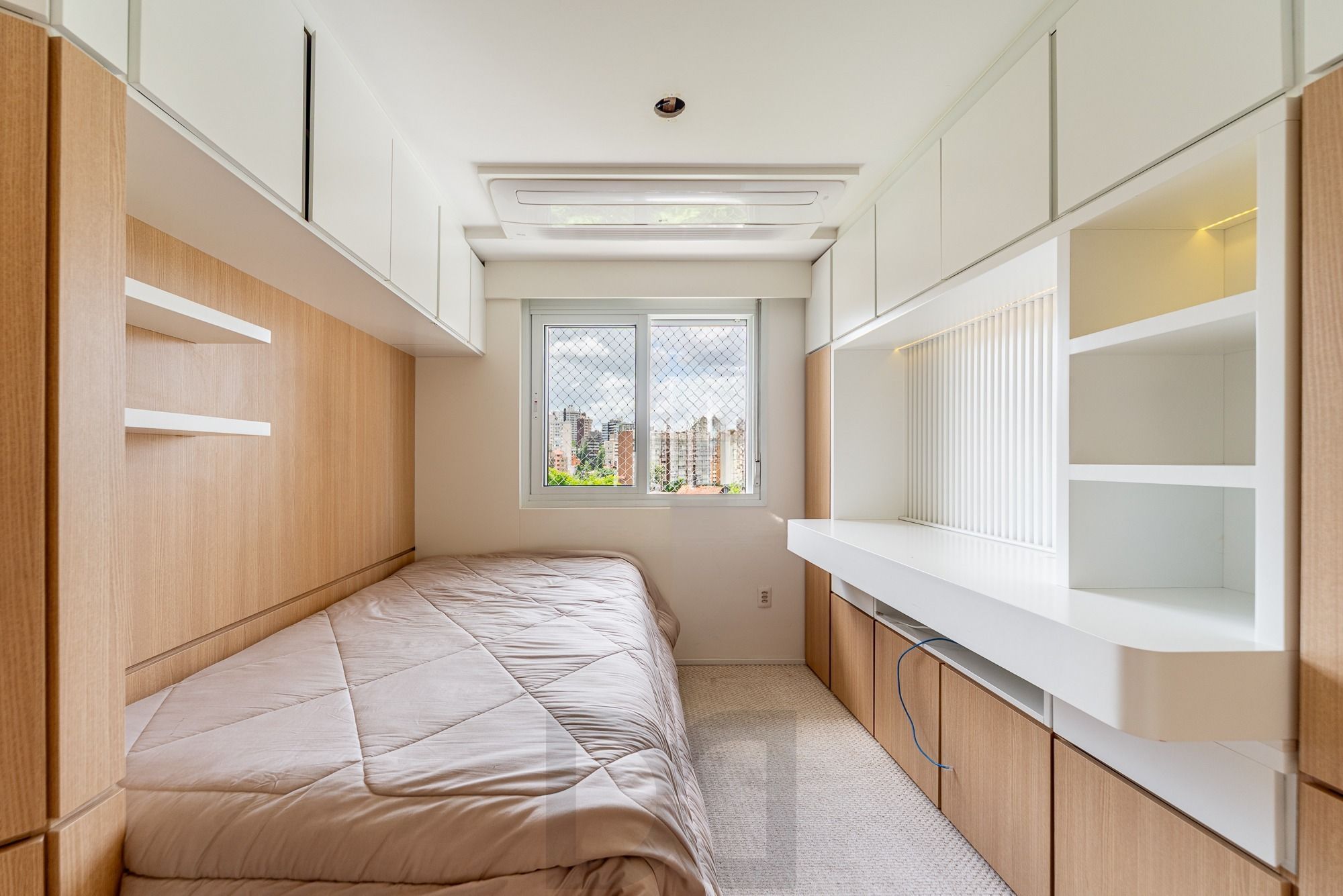 Apartamento Duplex Semimobiliado com 2 Suítes no Petrópolis — foto 9