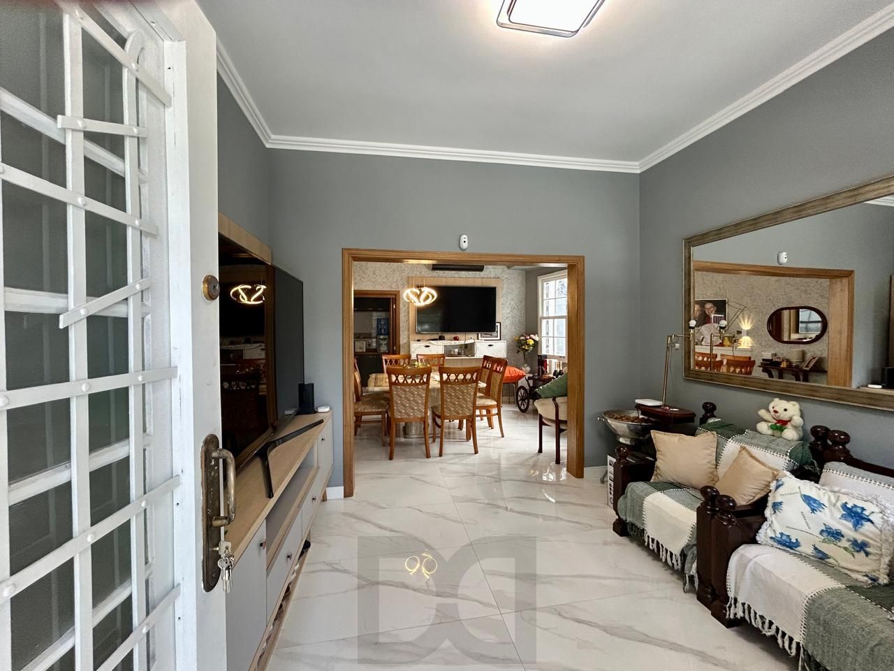 Casa 8 dormitórios, 5 banheiros e 6 vagas no Bairro São João Porto Alegre — foto 4