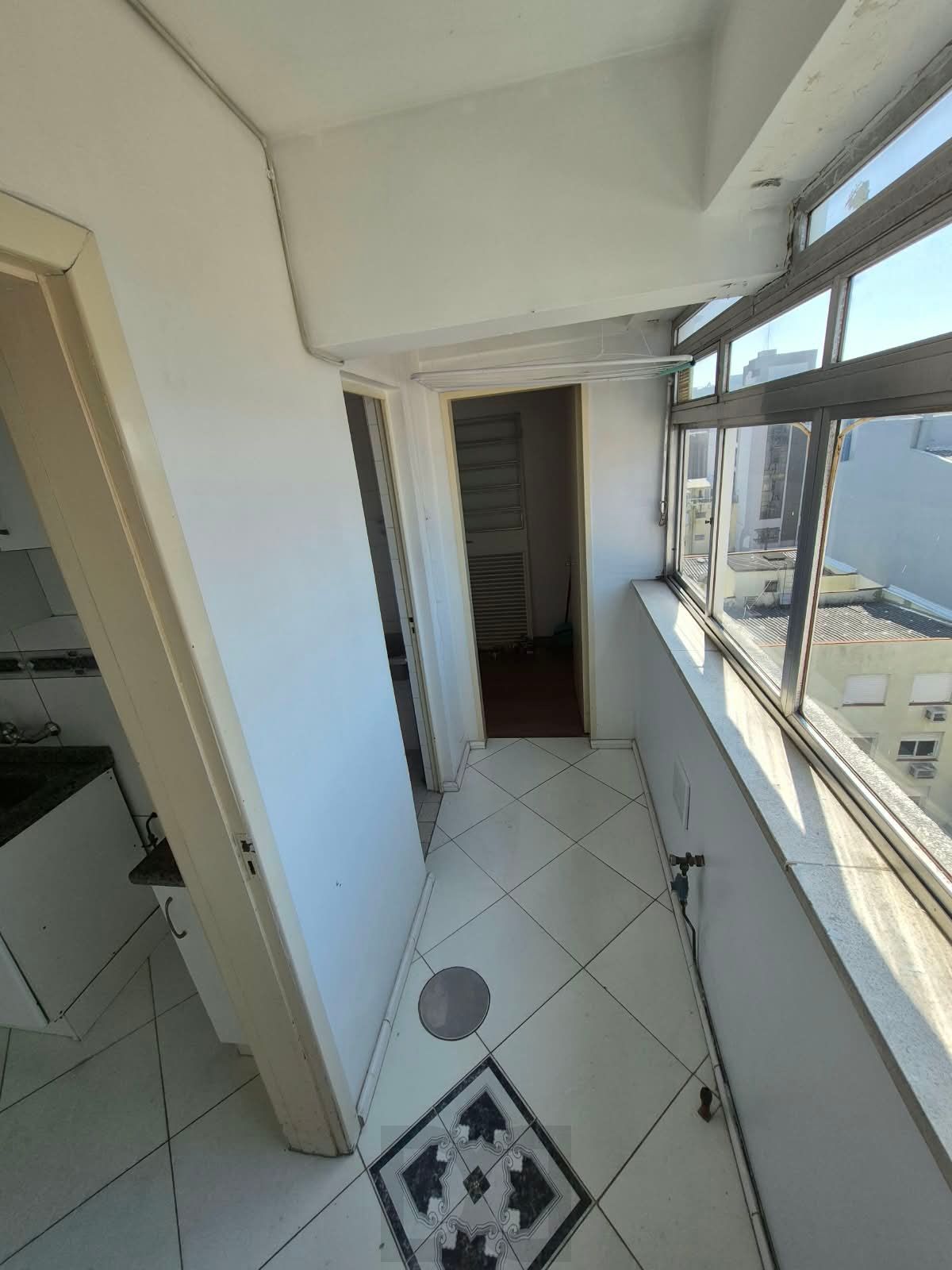 Apartamento com 2 Dormitórios na Cidade Baixa — foto 8