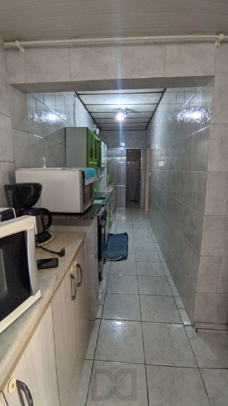 Casa com 4 dormitórios, na avenida Bernardinho Silveira Amorim, Rubem Berta — foto 9