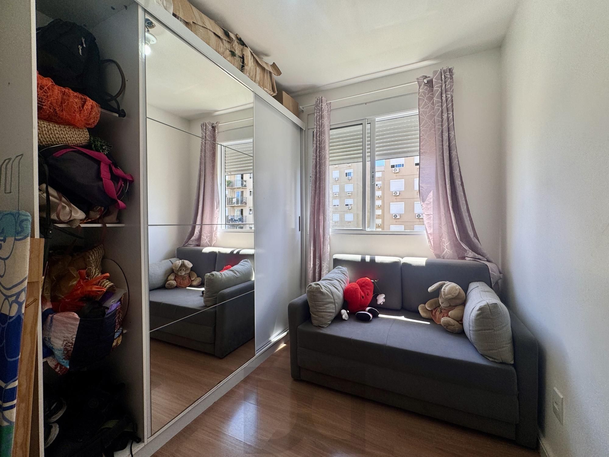 Apartamento 3 Dormitórios com Suíte, Sacada e Vaga Coberta — foto 13