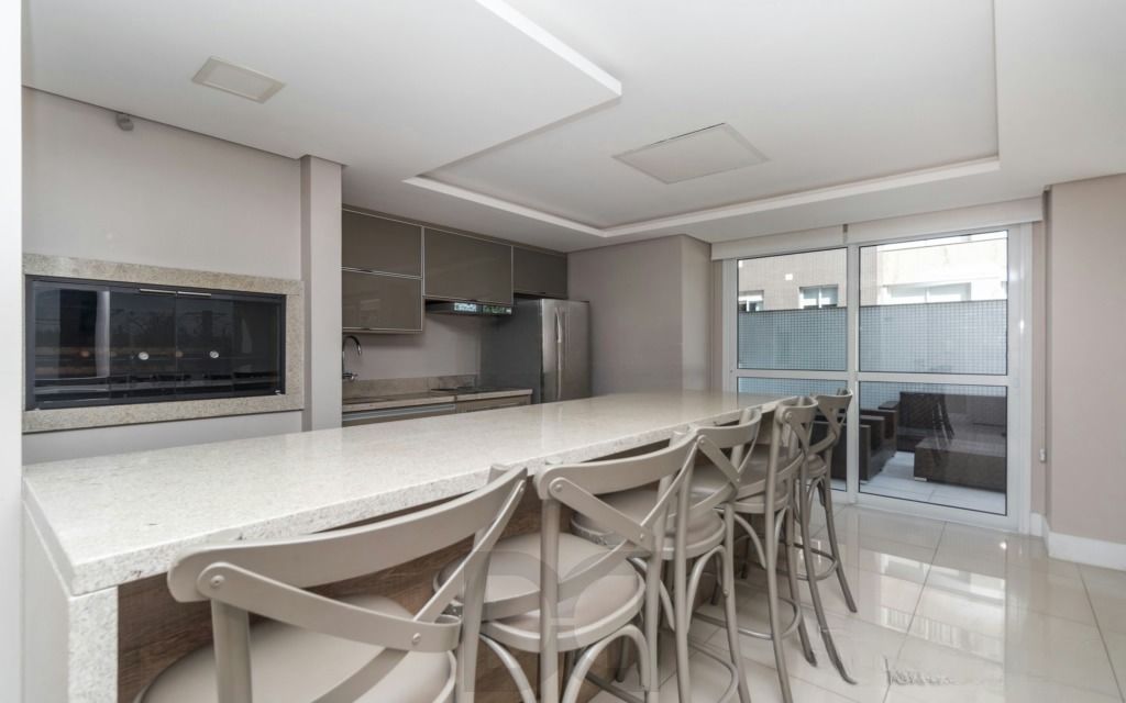 Apartamento Duplex Semimobiliado com 2 Suítes no Petrópolis — foto 22