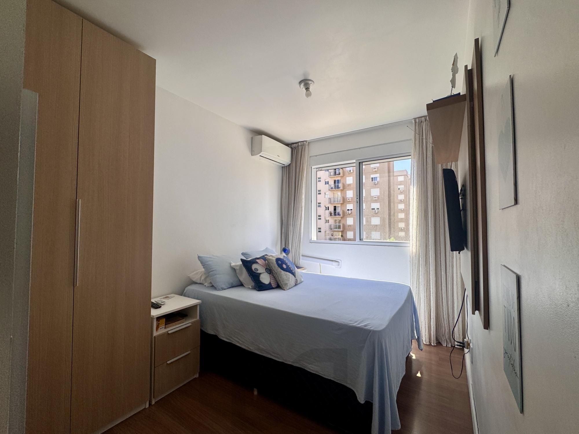 Apartamento 3 Dormitórios com Suíte, Sacada e Vaga Coberta — foto 12