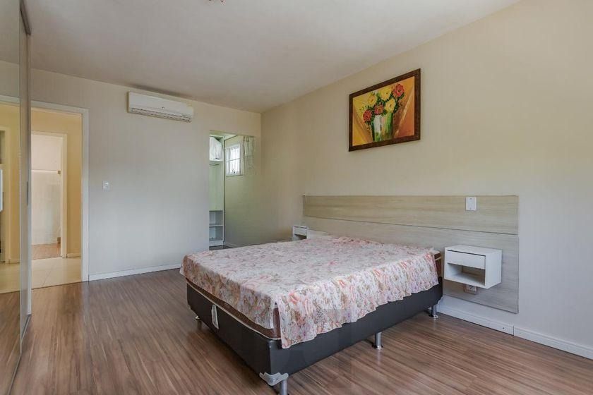 Casa térrea com 3 dormitórios, espaço gourmet e 3 vagas. — foto 11