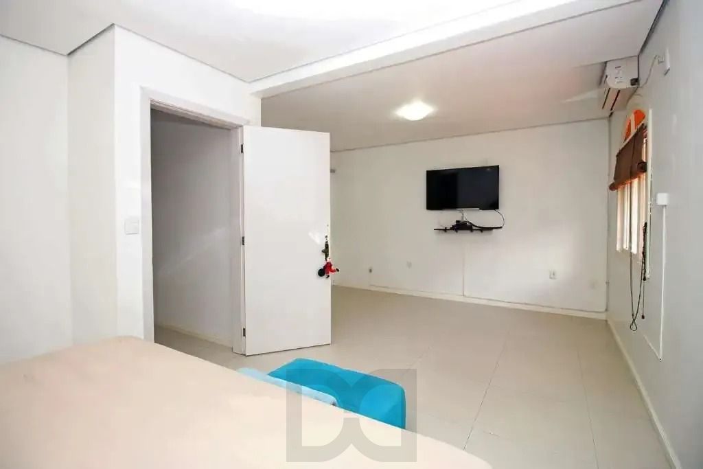Sobrado com suíte, piscina e espaço gourmet no Jardim Sabará — foto 17
