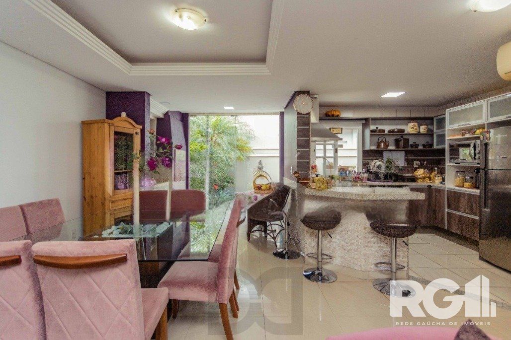 Casa com 4 Quartos 240m² privativos, Condomínio Parque Iguaçu. Bairro Ecoville — foto 3