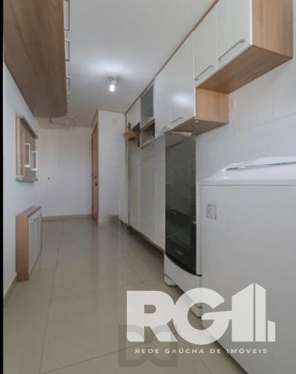 Apartamento Mobiliado com 3 Quartos, Suíte e 2 Vagas no Sarandi — foto 5