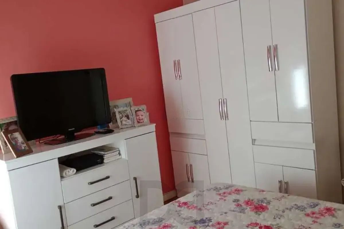 Apartamento com 2 dormitórios semimobiliado. — foto 11