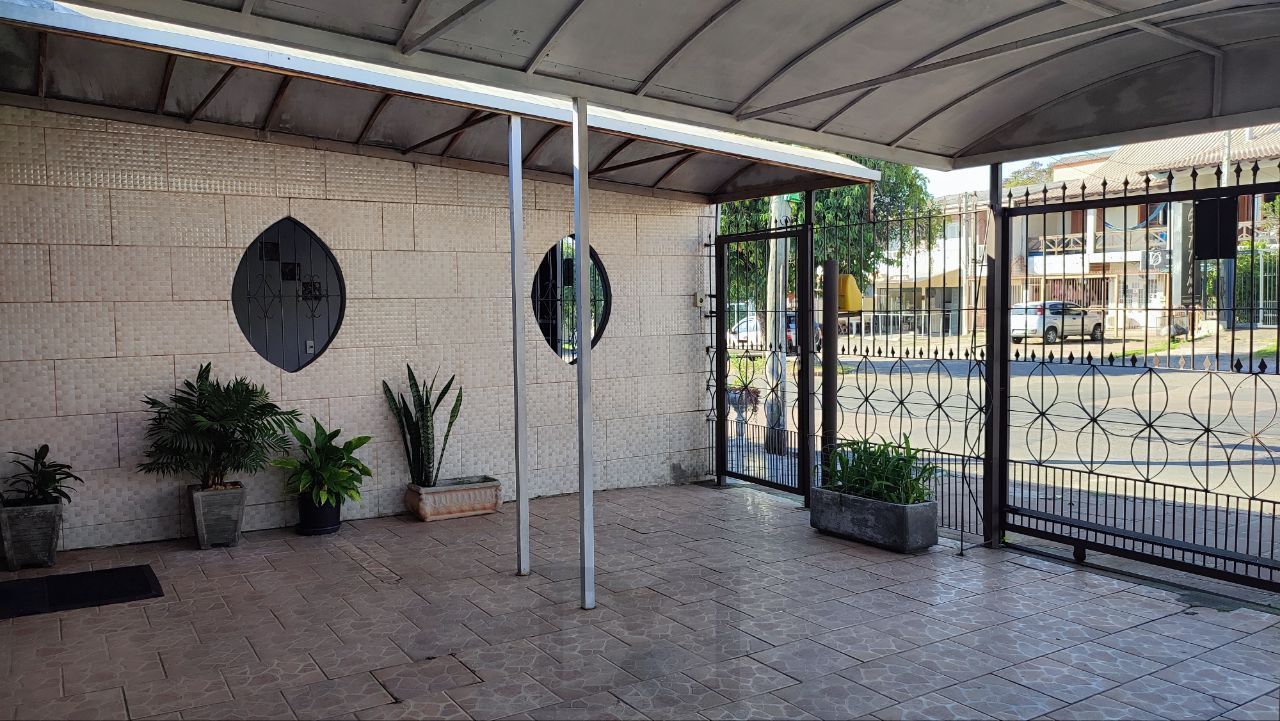 Casa com 4 dormitórios, na avenida Bernardinho Silveira Amorim, Rubem Berta — foto 1
