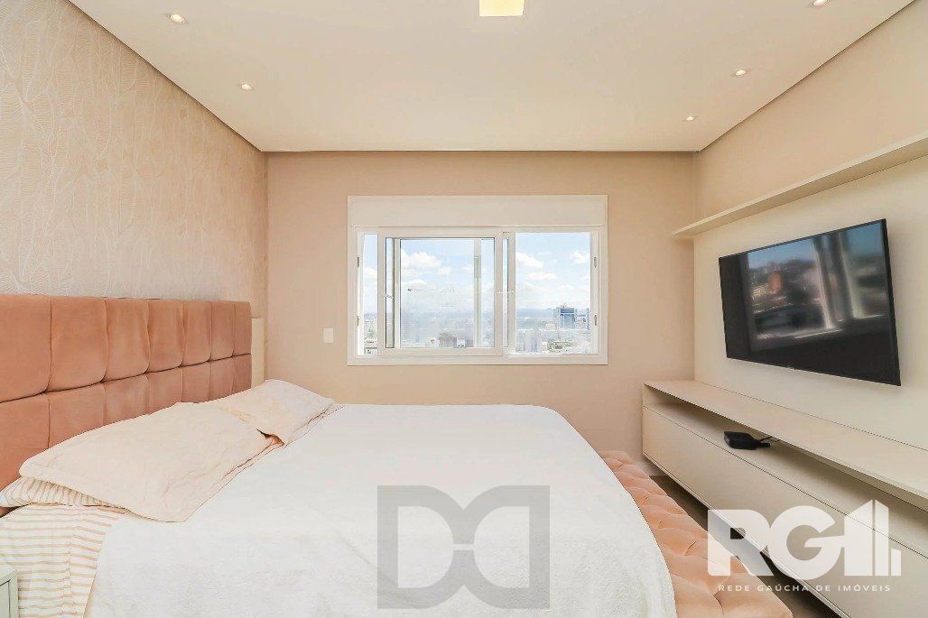 Apartamento com 3 Dormitórios, Suíte e Vaga Dupla – Andar Alto — foto 15