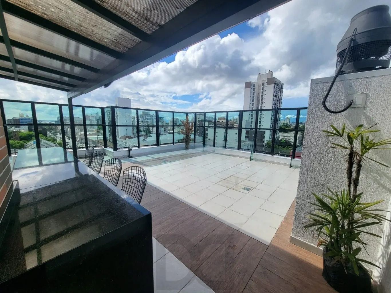 Apartamento com 1 quarto e 53m² à venda em Menino Deus, Porto Alegre. — foto 10