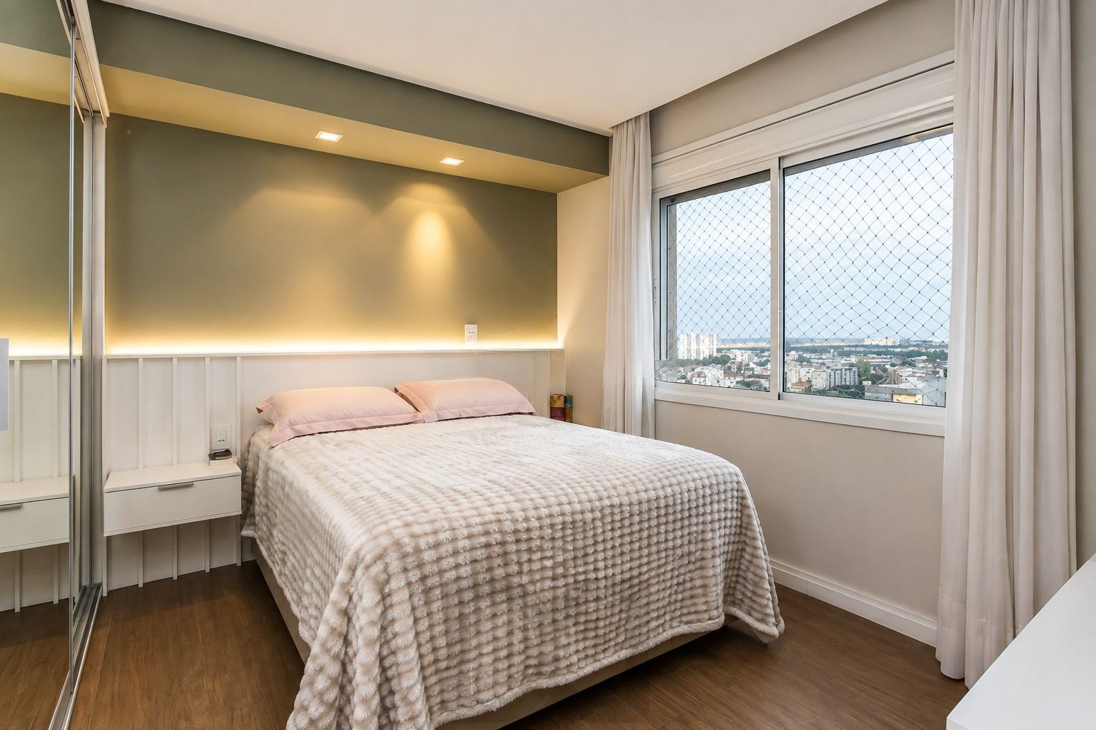 Apartamento alto com 4 vagas no Passo da Areia — foto 11
