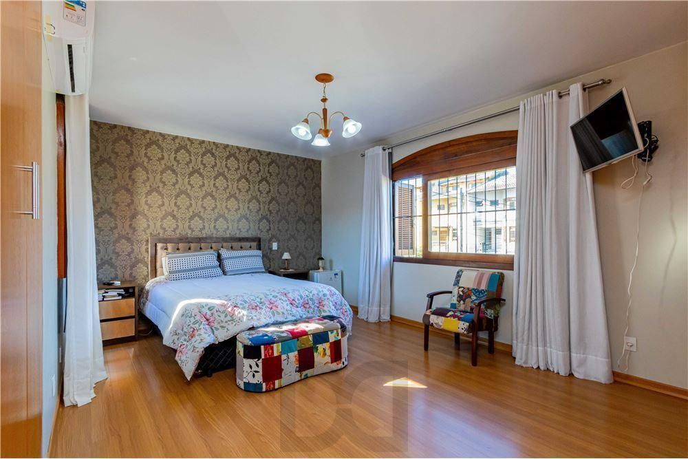 Ampla casa com 3 Dormitórios 293m² e Pátio amplo Próximo a Adda Mascarenhas — foto 23