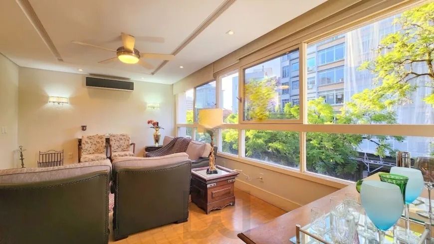 Apartamento 3 dormitórios, suíte, semimobiliado e duas vagas de garagem. — foto 7