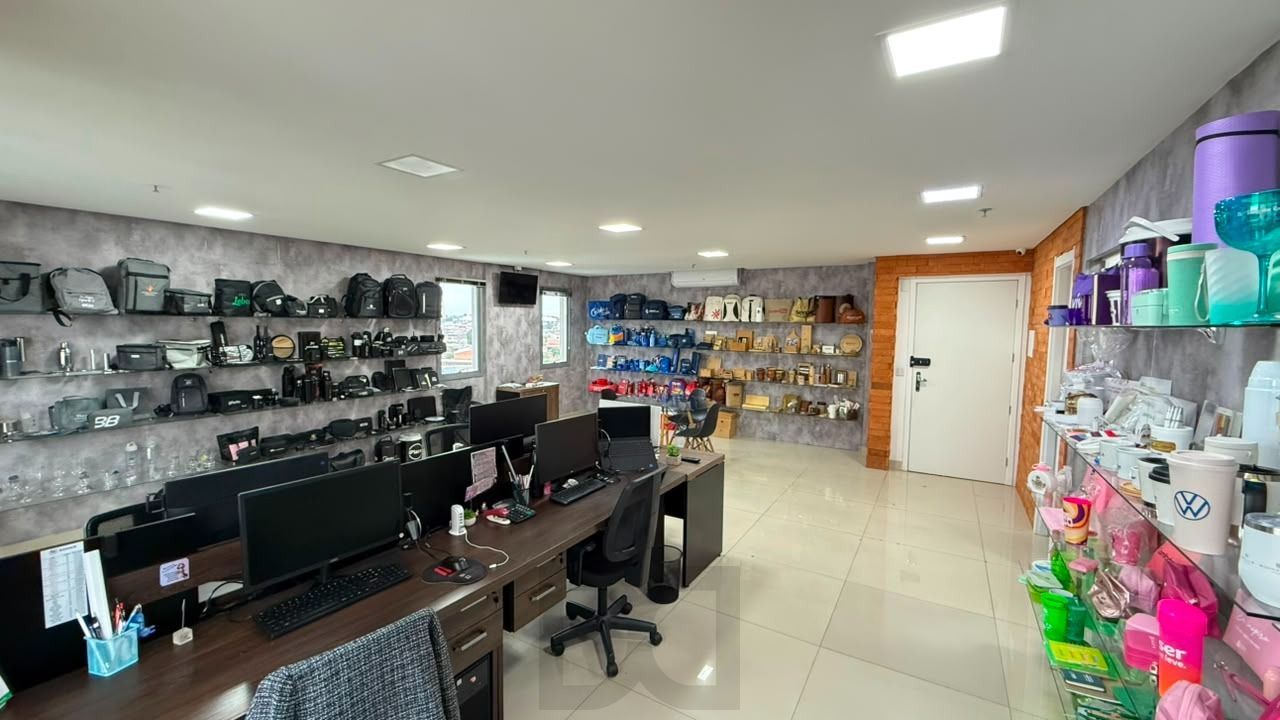 Sala Comercial Mobiliada em Andar Alto no Condomínio Icon — foto 2
