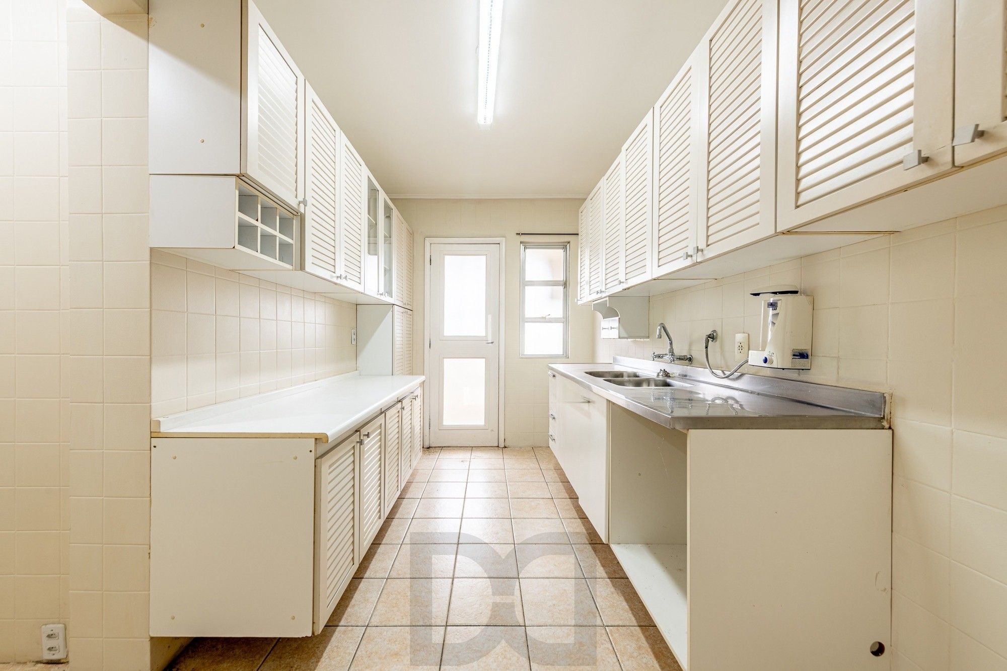 Apartamento 3 dormitórios com suíte à venda no Três Figueiras — foto 17