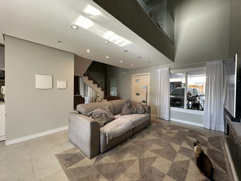 Casa em condomínio com 3 dormitórios, suíte master, espaço gourmet com piscina. — foto 1