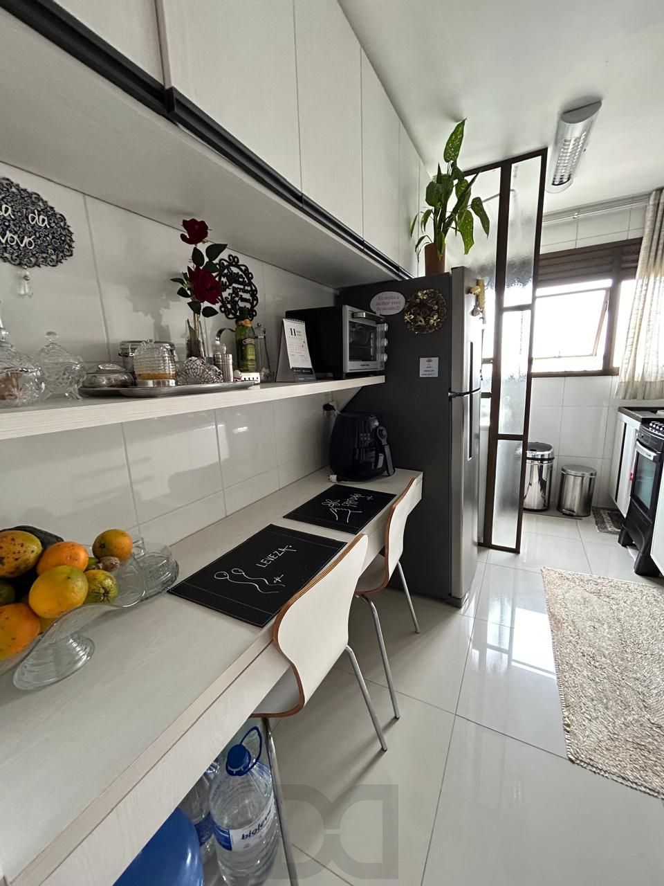 Apartamento com Suíte, Lareira e 2 Vagas na Zona Norte — foto 3