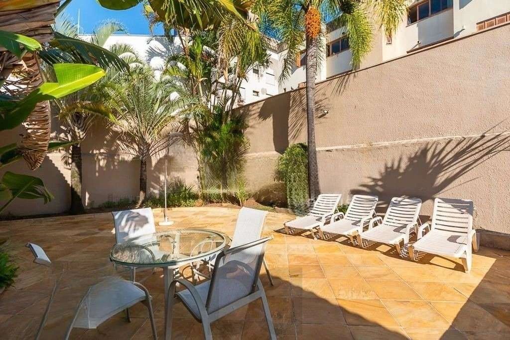 Belíssima casa com piscina, 5 dormitórios e 5 vagas no Jardim Lindóia — foto 10