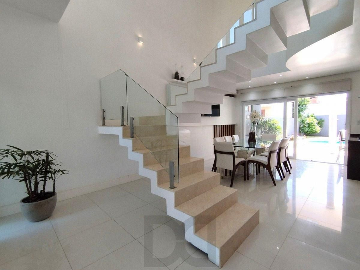 Casa/ sobrado com mobilia de qualidade, 3 suítes, piscina e 4 vagas de garagem — foto 14