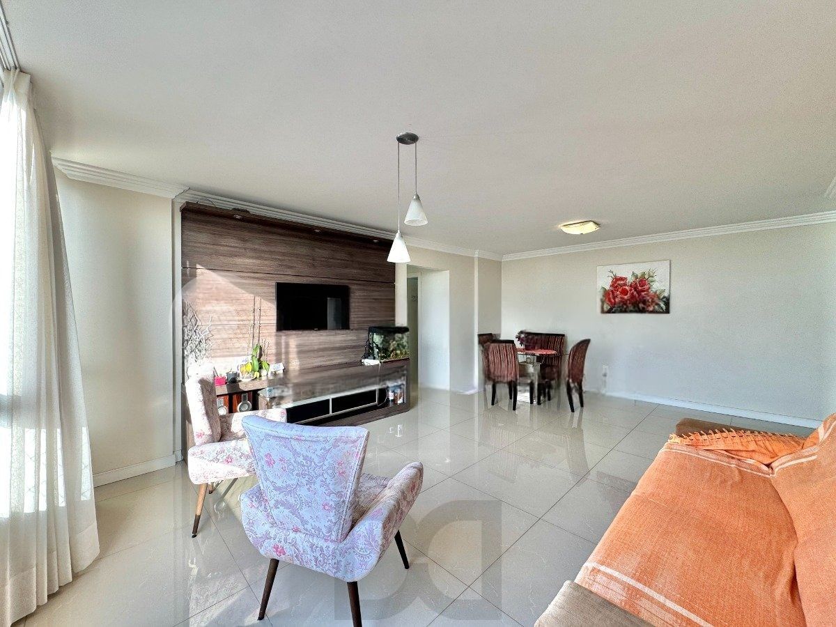 Apartamento à venda no Cristo Redentor com 2 dormitórios, suíte e 2 vagas — foto 2