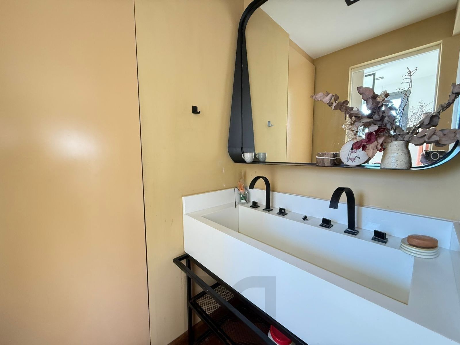 Apartamento com 2 dormitórios, suíte e churrasqueira. — foto 14