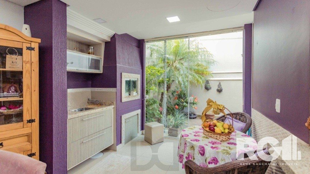 Casa com 4 Quartos 240m² privativos, Condomínio Parque Iguaçu. Bairro Ecoville — foto 2