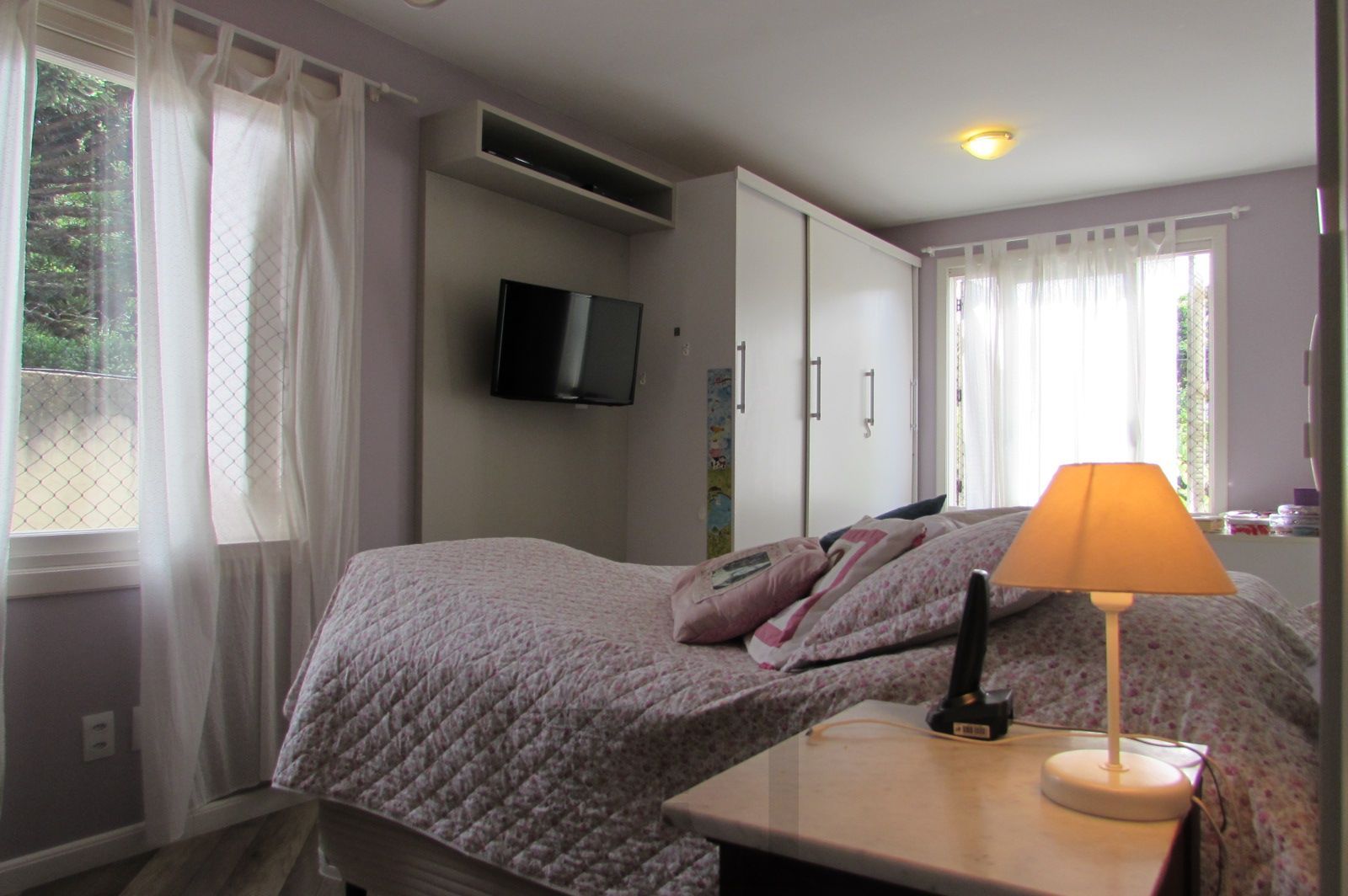 Casa em condomínio com 3 dormitórios, suíte e 2 vagas — foto 4