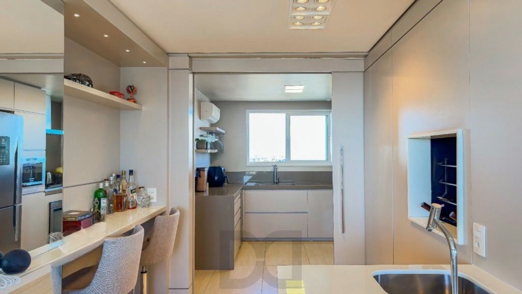 Apartamento com vista para o Guaíba, 3 dormitórios e 2 vagas — foto 15