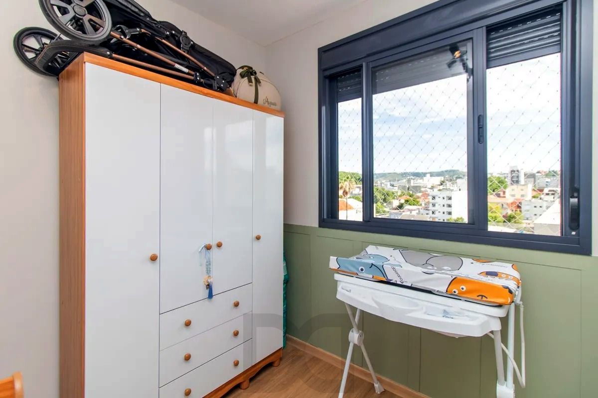 Apartamento, 2 Quartos Semimobiliado, churrasqueira, 1 vaga - Menino Deus — foto 12
