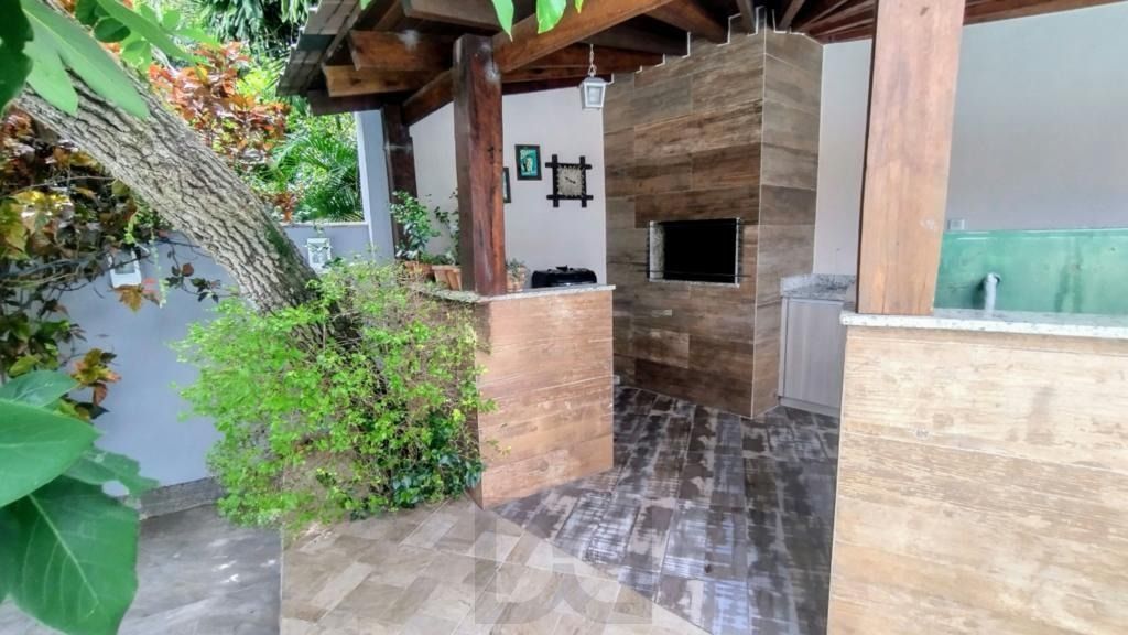 Casa reformada com 3 suítes patio e piscina no bairro Cristo Redentor — foto 24