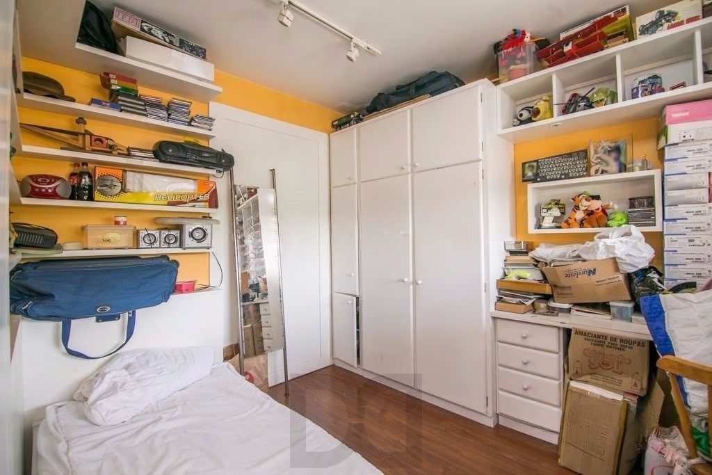 Casa de esquina com 6 dormitórios, 430m², piscina, 4 vagas — foto 26