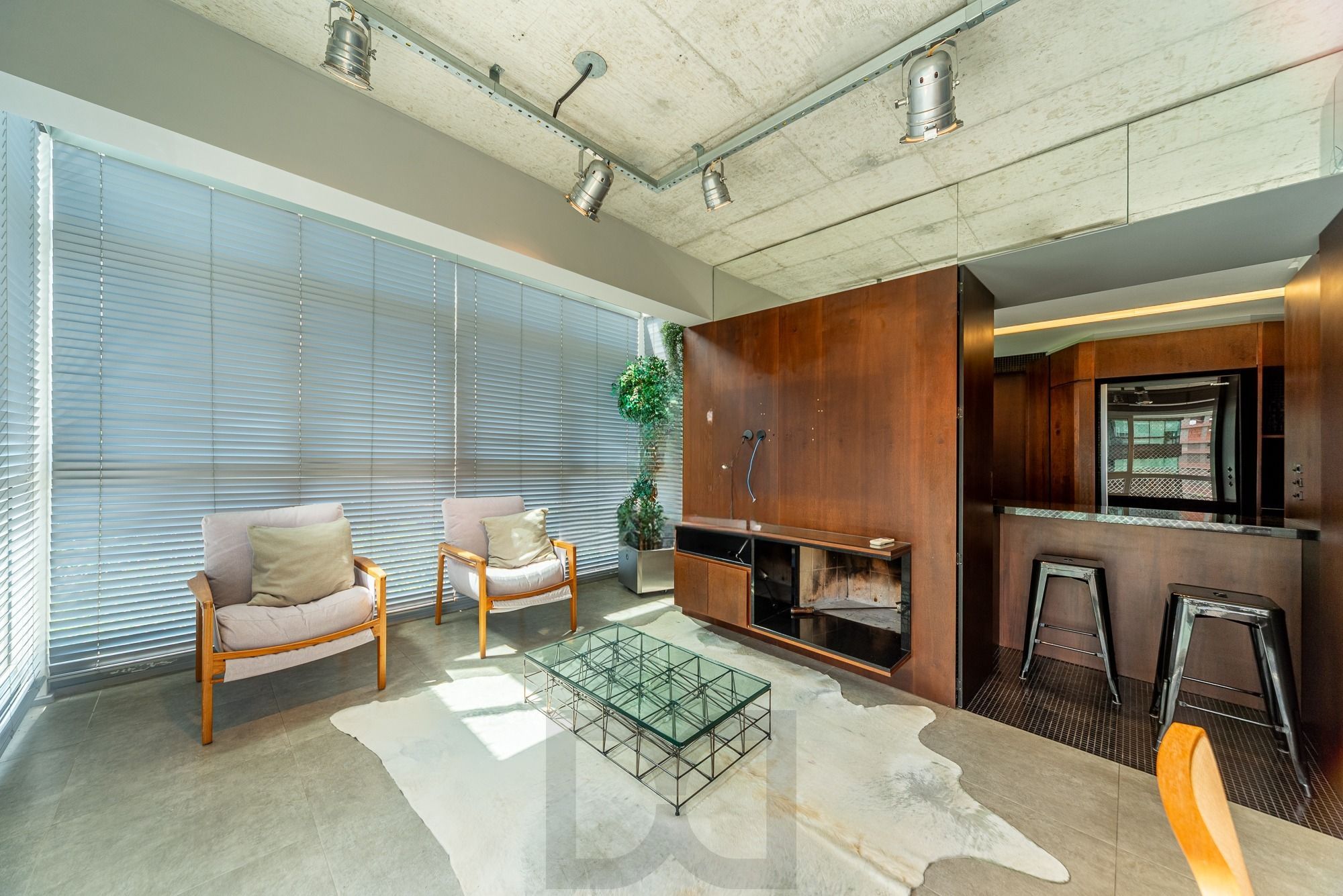 Apartamento Duplex Semimobiliado com 2 Suítes no Petrópolis — foto 3