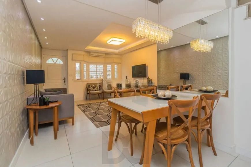 Casa/ sobrado com suíte, sótão e terraço no Jardim Itu Sabará — foto 1
