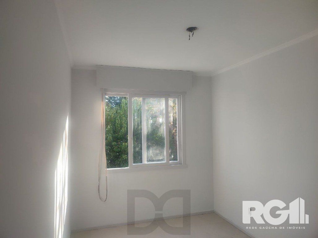 Apartamento reformado com 2 dormitórios 55m² privativos, com vaga no bairro Leopoldina — foto 24