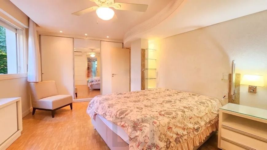 Apartamento 3 dormitórios, suíte, semimobiliado e duas vagas de garagem. — foto 13