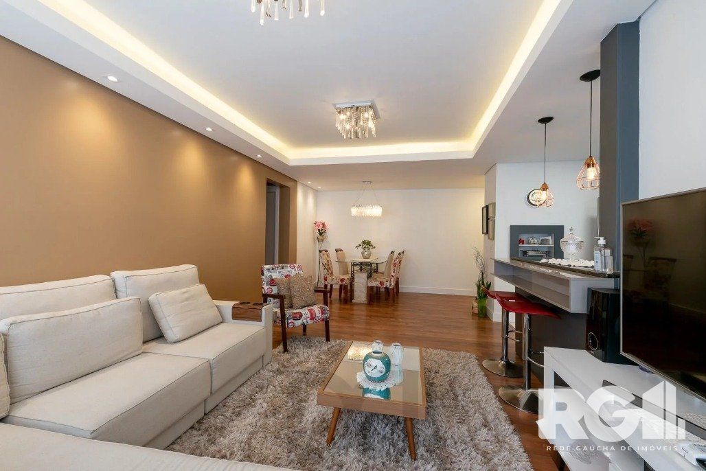 Apartamento de 3 dormitórios com suíte e churrasqueira, lavabo e 2 vagas de garagem. — foto 3