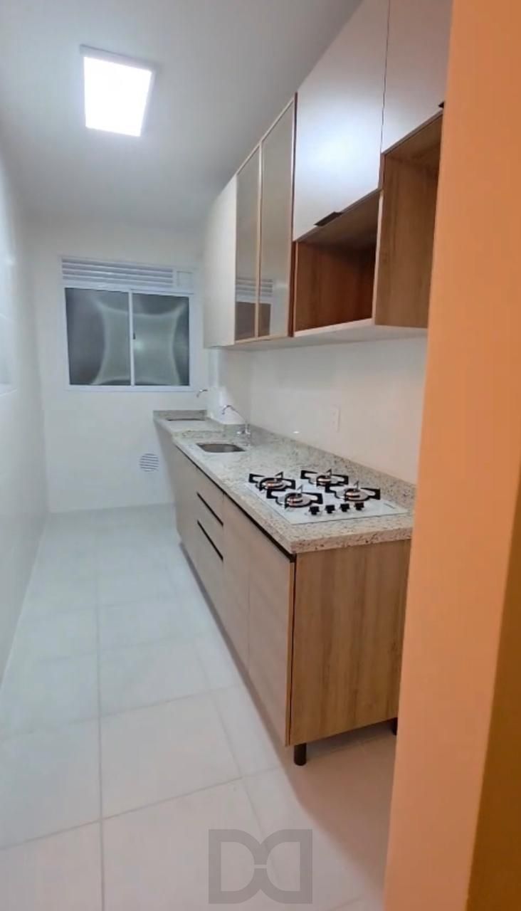 Apartamento com 2 dormitórios, semimobiliado e automatizado. — foto 2