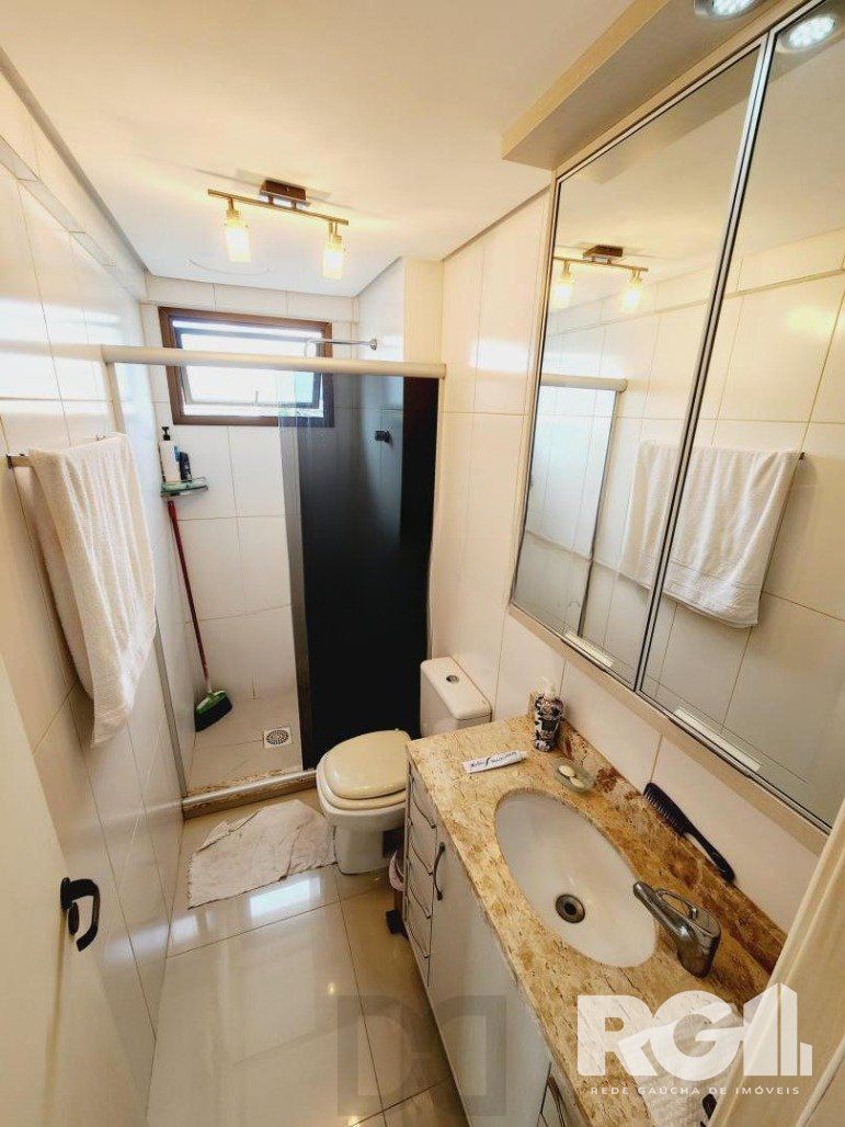 Apartamento todo Mobiliado com 2 dormitórios, Boulevard Assis Brasil. — foto 15
