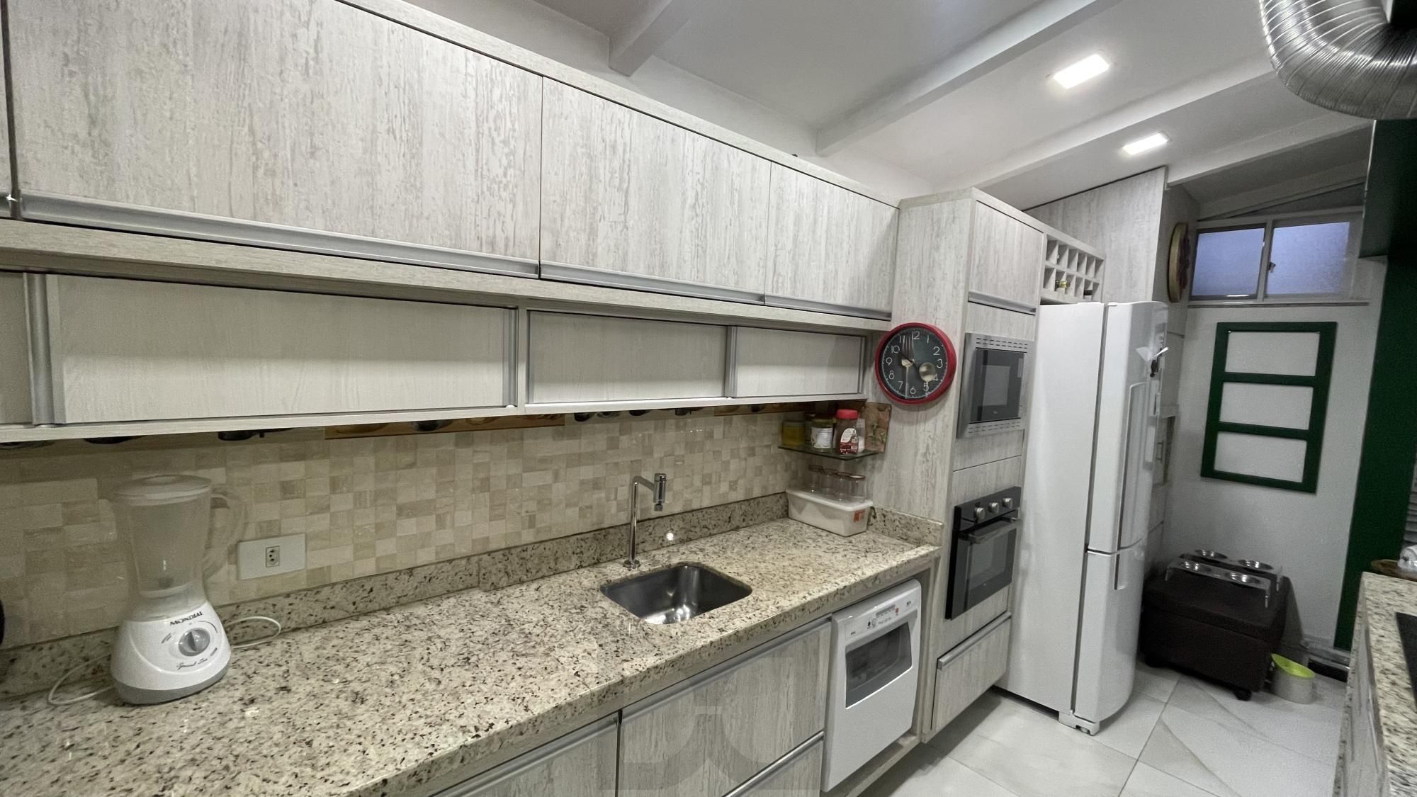 Casa em Condomínio à venda com 3 dormitório, suíte e infra completa. — foto 4