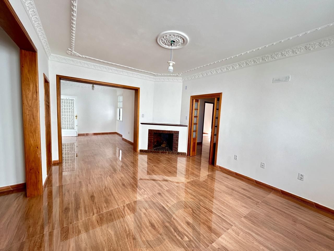 Casa 8 dormitórios, 5 banheiros e 6 vagas no Bairro São João Porto Alegre — foto 19