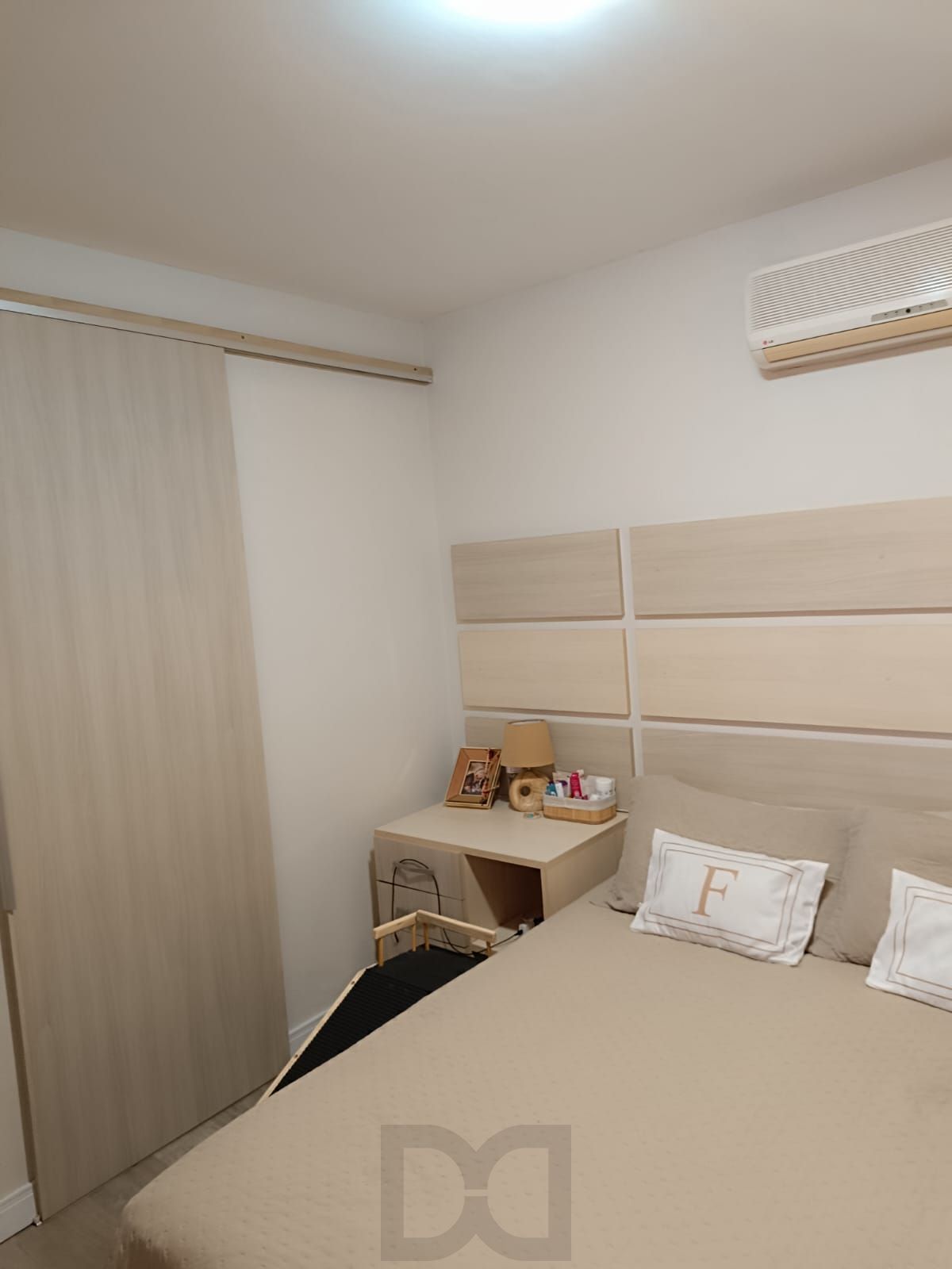 Apartamento semimobiliado com 67,37 m² de área privativa com 3 dormitórios — foto 14