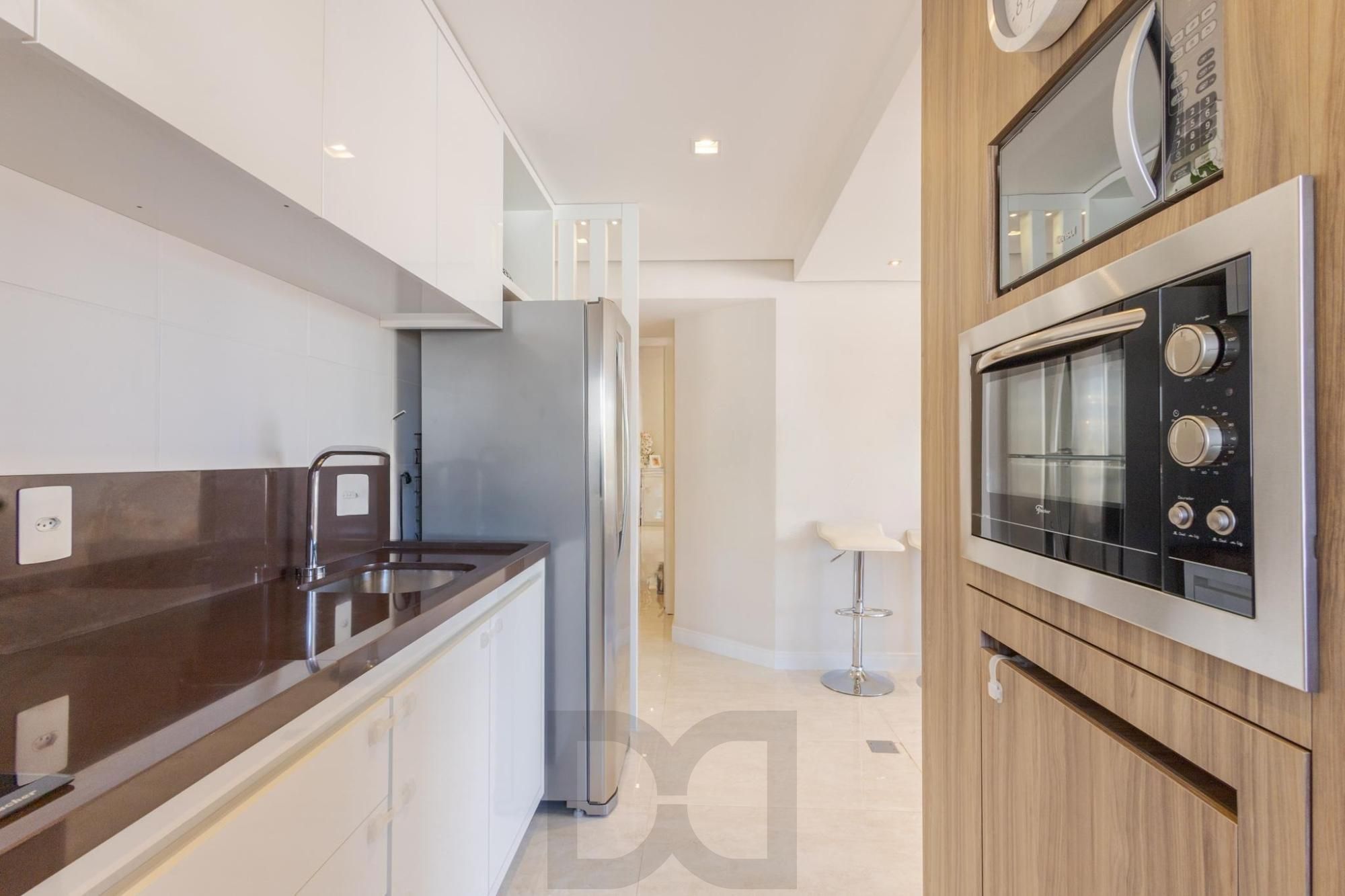 Apartamento reformado e decorado com 3 dormitórios — foto 10
