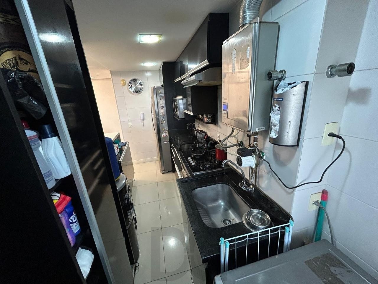 Apartamento com 3 dormitórios, suíte e 2 vagas — foto 6