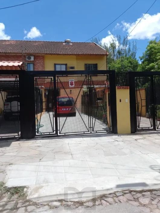 Casa de 3 Andares com Pátio e Churrasqueira Próxima ao Bourbon Country — foto 1
