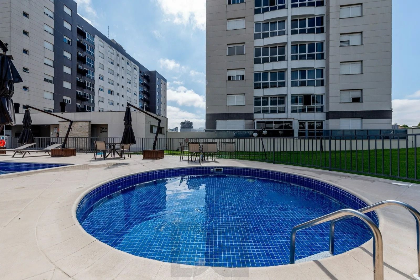 Apartamento Garden Semimobiliado 3 Dormitórios Próximo ao Iguatemi — foto 33